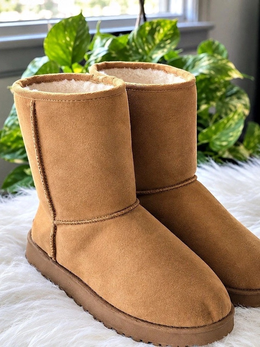 Tan Cozy Winter Boots 🤎